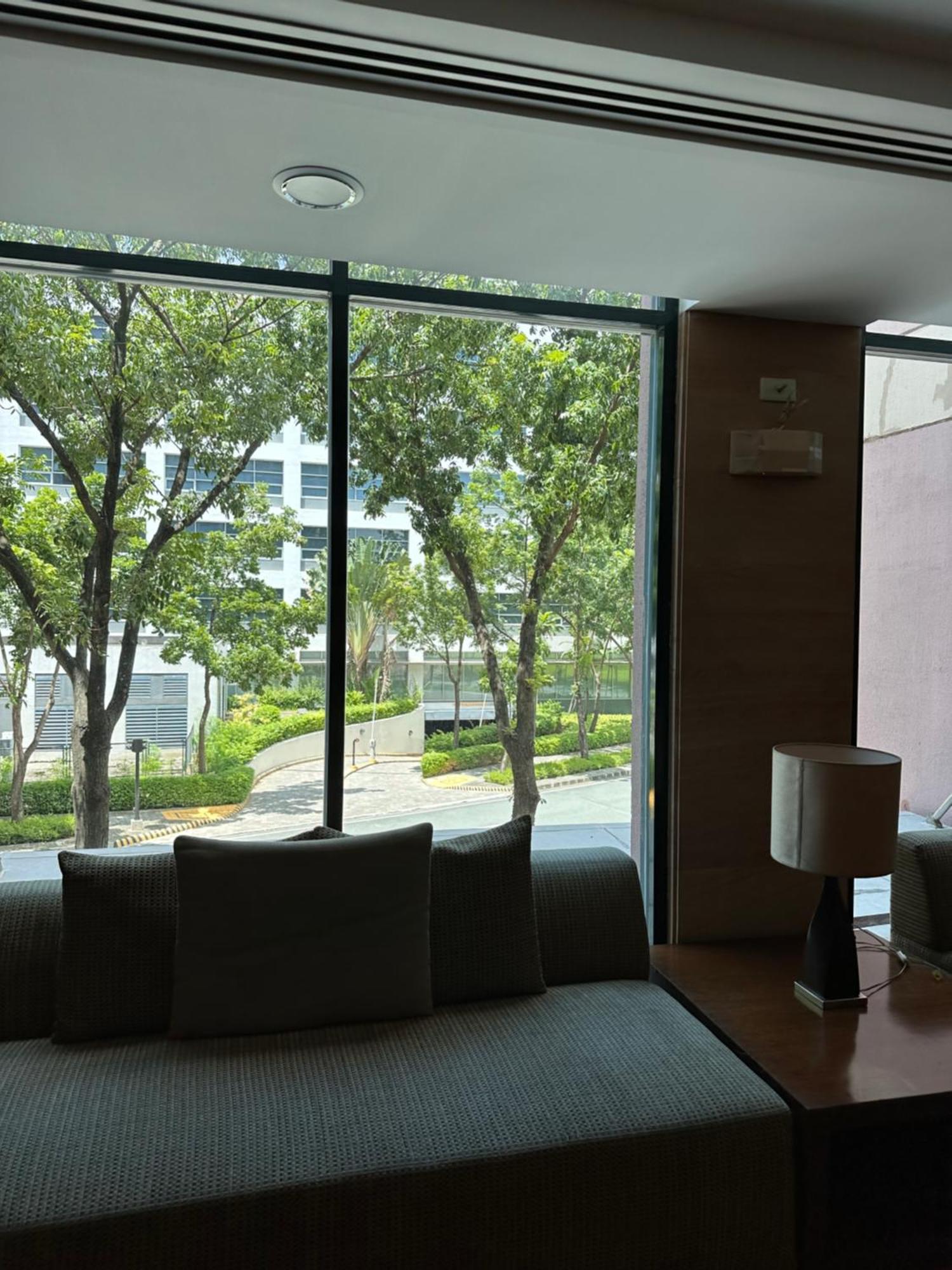 مونتنلوبا Studio One Condominium, Alabang - Bluu - Fiber Wi-Fi, Netflix-Ready المظهر الخارجي الصورة